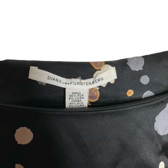 Diane Von Furstenburg Silk Long Sleeve Polka Dot Boat Neck Dress - Picture 7 of 7